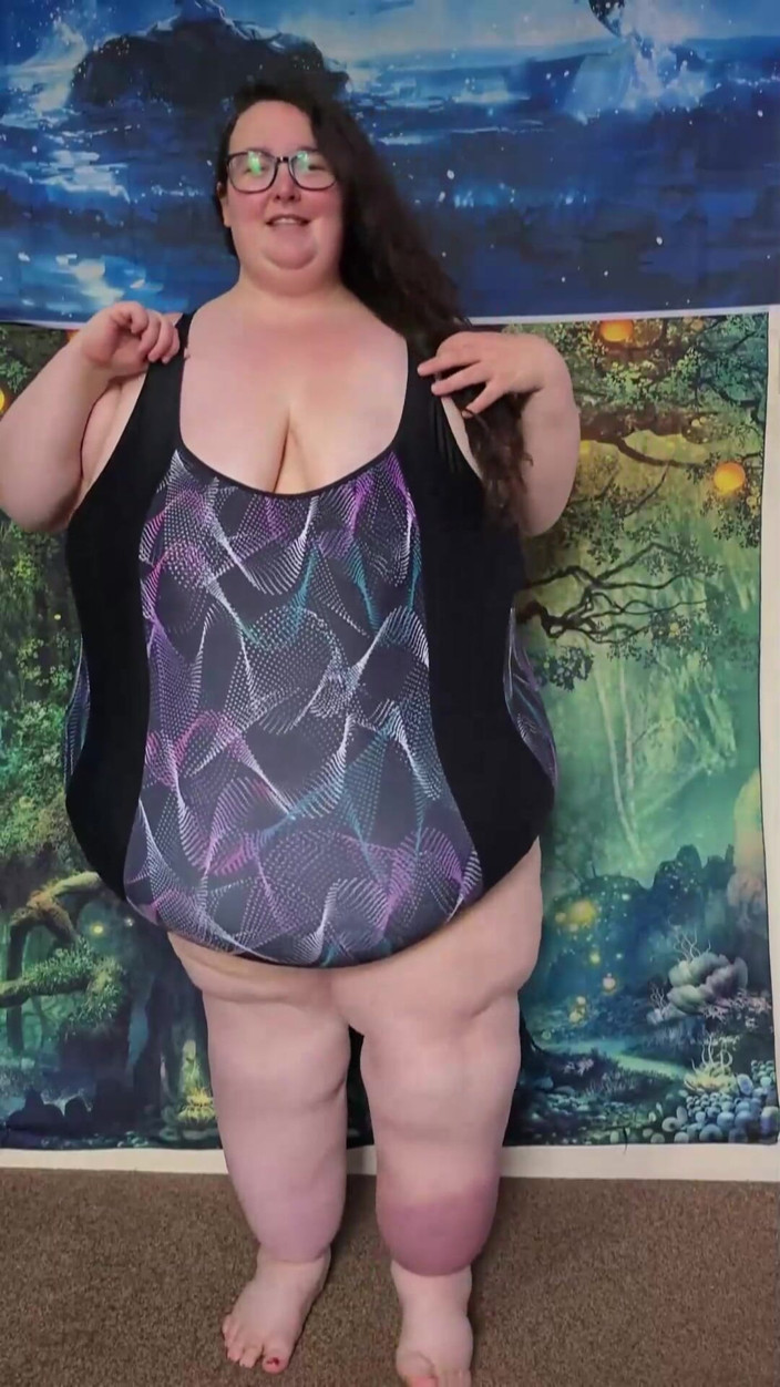 SSBBWLadyBrads: SSBBW Fat Goddess Swimwear Try on