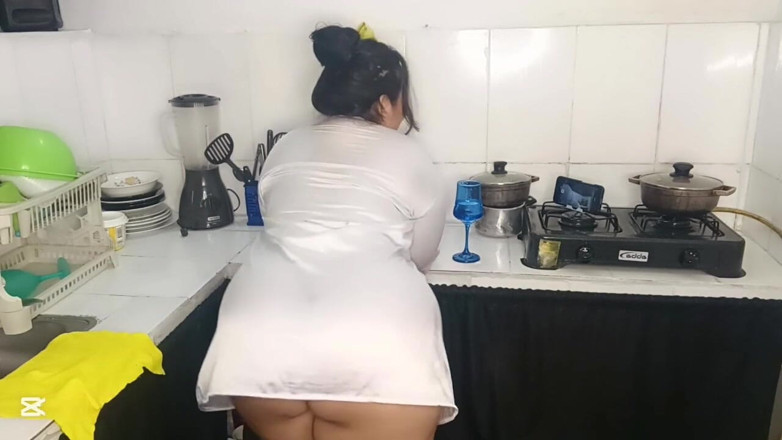 DimitryOfficial: 내 통통한 연인의 후장과 질을 열어줘
