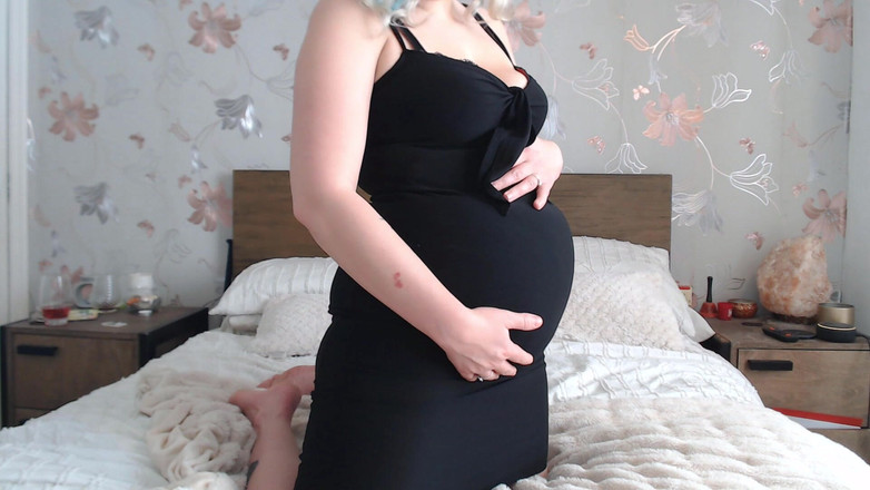 Ripley sweet studio: 저녁 식사는 충분하지 않았다, 나는 당신을 먹고있어! 트림 + 체중 증가