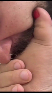 Adoration aux pieds de la déesse BBW turbinadacam 