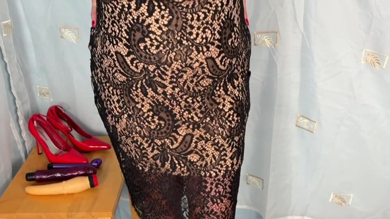 Aunty Sandra vintage girdle queen: Aunty Sandra Wearing Lots of Nylon Vgq 69