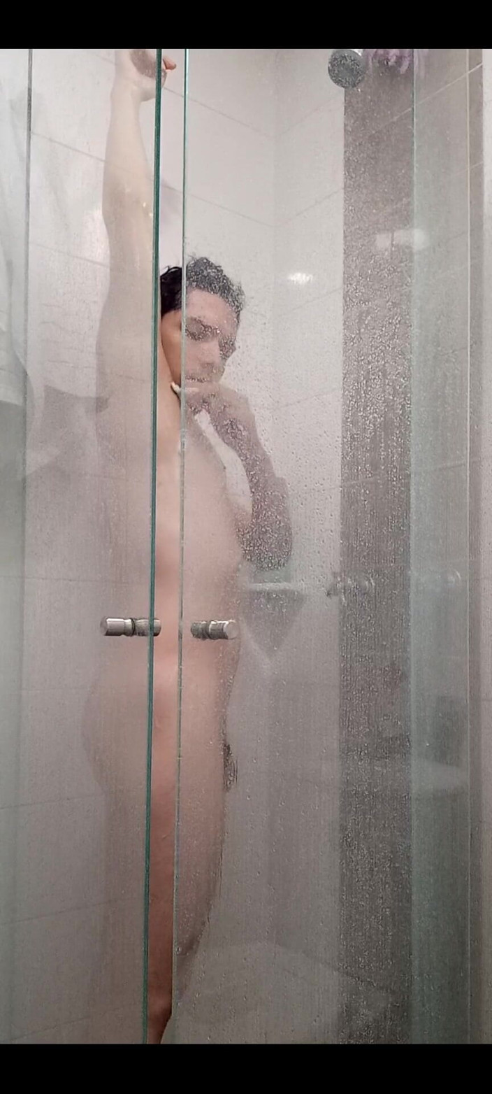 Diego_latinboy: Jerking in the Bathroom
