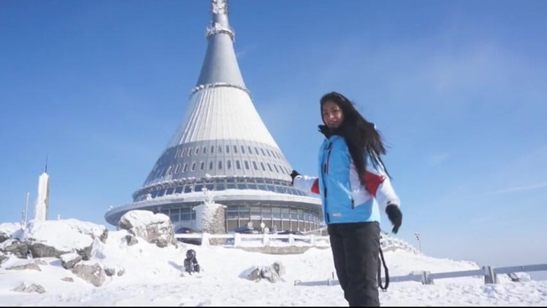 Watch4beauty: Ruth: Frozen