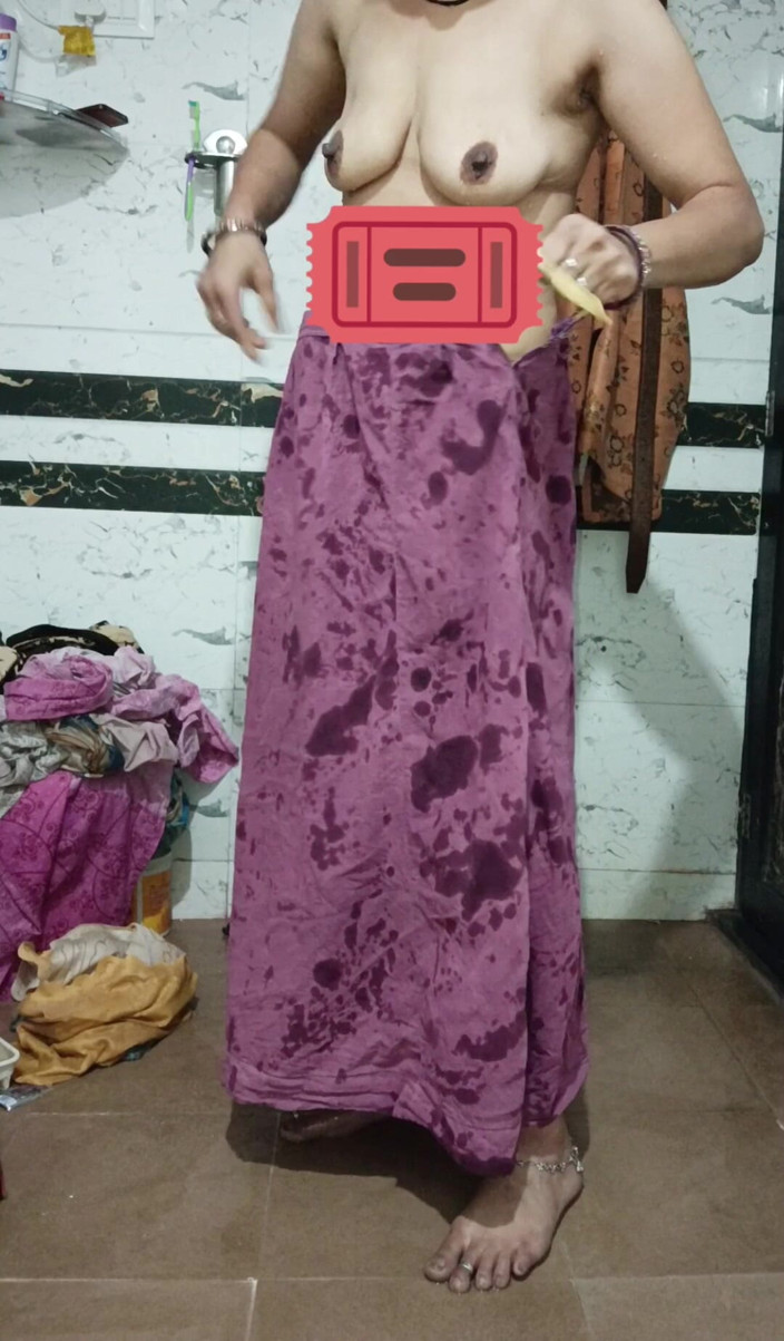 Priyahot77: Priya bhabi spettacolo del corpo in stile sexy