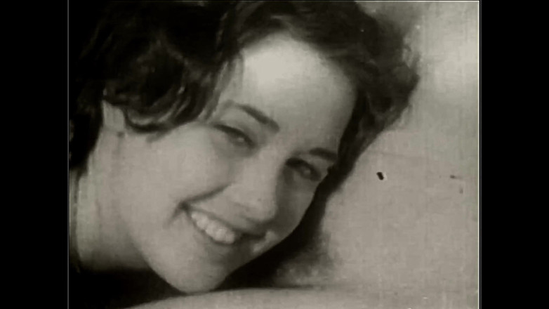 Vintage Erotic Archive: Vedere de sus: Erotism în nori - restaurat în 4K