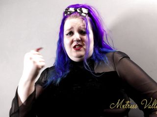 Mxtress Valleycat: Cum in your own mouth for me