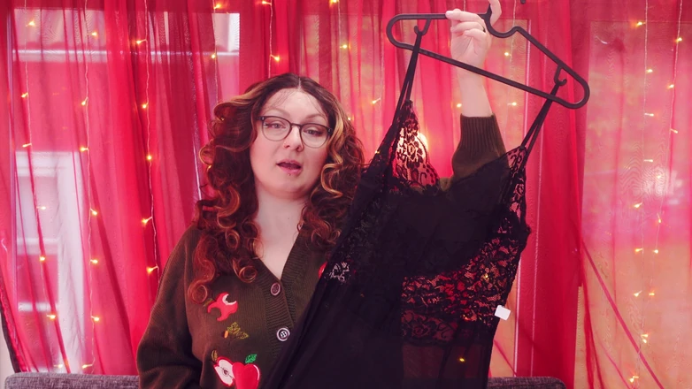Arya Grander: Transparente Mesh Magic: Experimente o vestido de lingerie haul