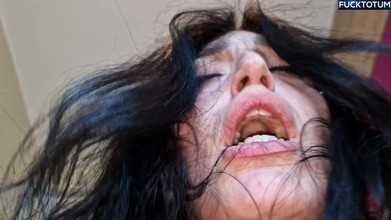 Brisen: 叫びながらイキ、そして目にイく