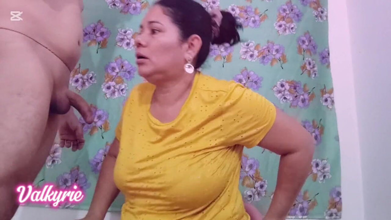 Valkyrieandluigy: Mature Deep Throat