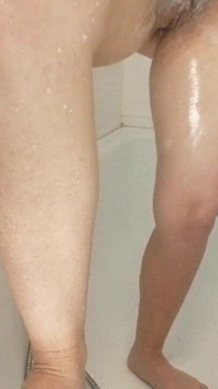Sexy Wife Shaves Her Pussy Hair.