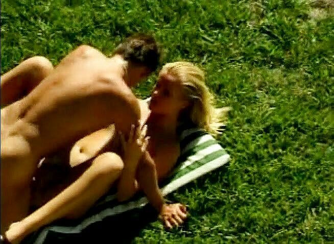 Teens Get it Hard: Horny blonde teen getting pussy banged before facial