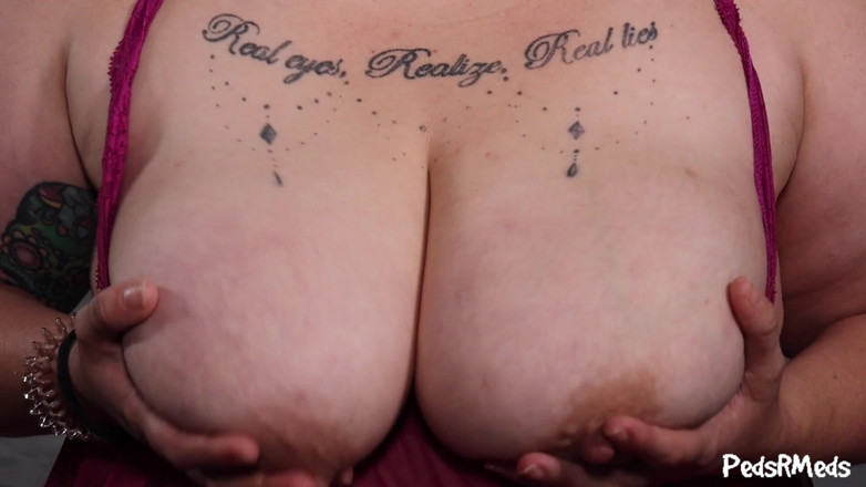 PedsRMeds: Antoinette Blue Jiggling Her Fat Tits