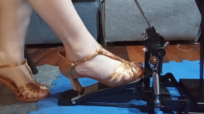 Mois Fantasys: Педальна чуттєва практика