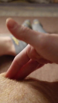 Thủ dâm từ pov nữ với đôi tất gợi cảm
