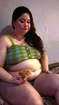 Nicole ripieno di pancia paffuta per pizza