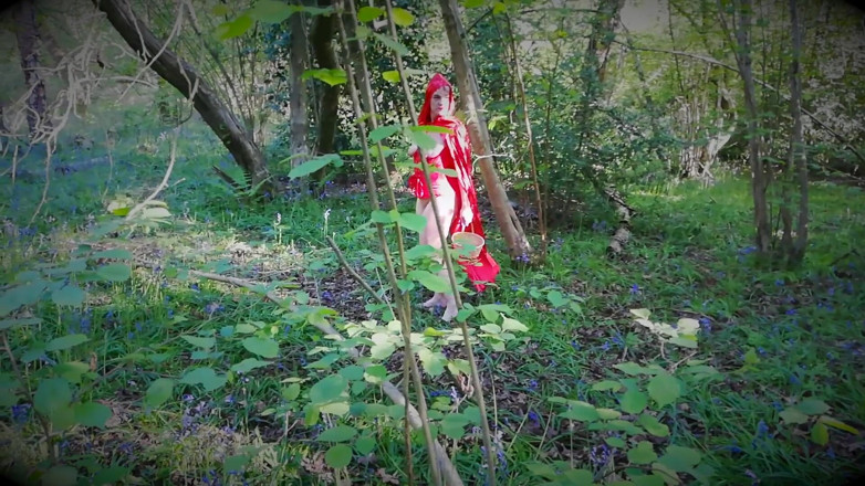 Kylie Britain Adventures: Wanita berambut merah