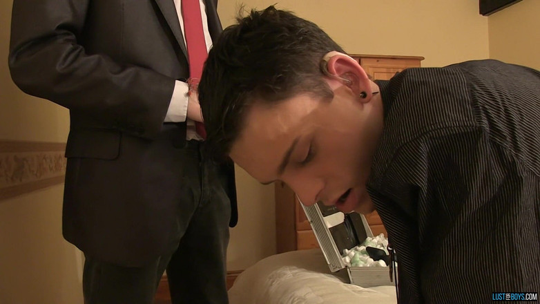 Lust for boys: Demonstrasi mainan profesional