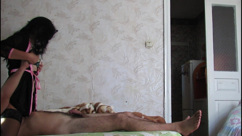 SexyAnka: Tôi yêu cầu anh ấy đụ tôi và anh ấy xuất tinh vào...