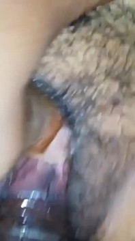 亚洲穆斯林女孩想要硬