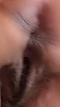 あなたに幸せなお尻の穴のキスを与える