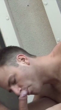Prosto ciekawski accep, aby pieprzyć gay twink