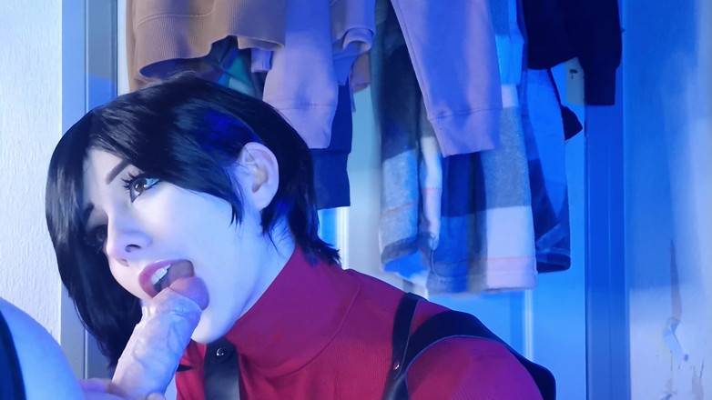 Miss Moons: Ada Wong usa leon per il sesso, fa un footjob,...