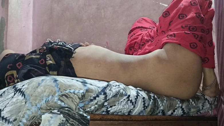 Nightqueen---7838: Yenge öpüşüyor ve sikişiyor