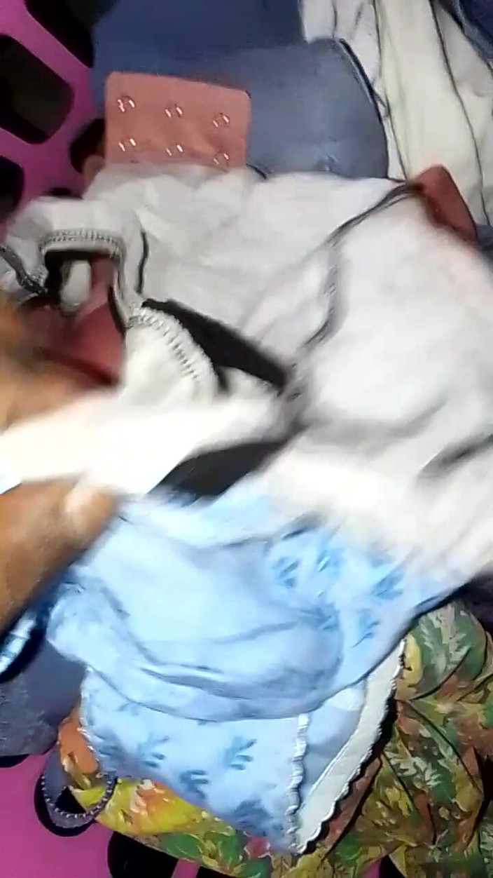 Jaanu294: बाथरूम हैरान था