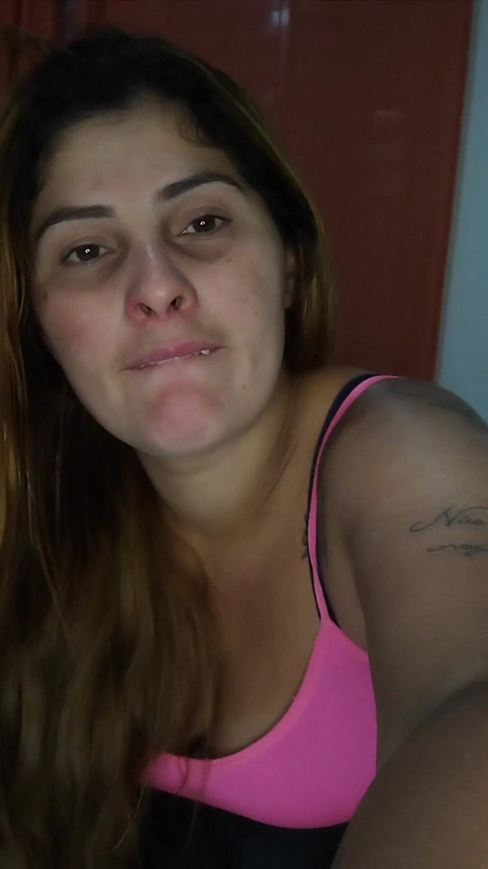 Dai Belan: Eu coloco uma saia para deixar meus comedores com tesão,...