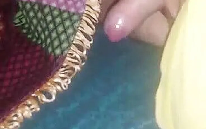 ShiraTensei: Chubby boy wanking again