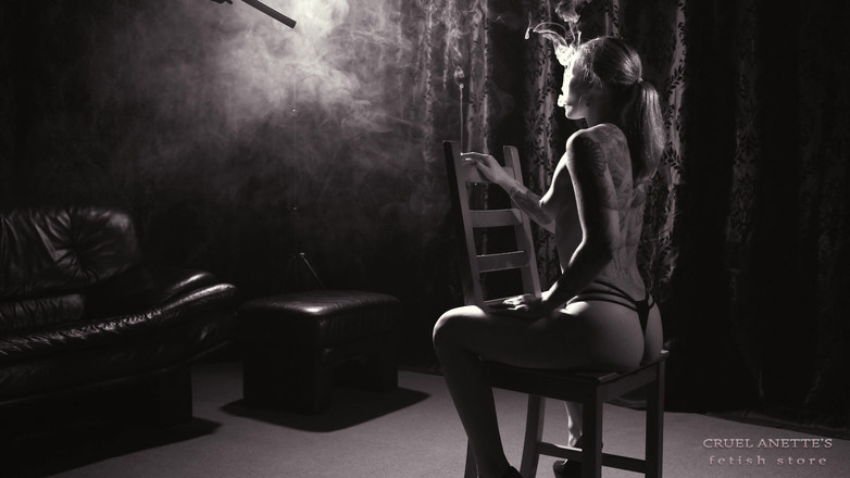 Cruel Anettes fetish world: Куріння, Чорно-білий 4k