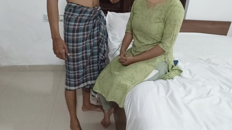 Priya ki Papa: サルは大きなガンドの下に義兄の服を隠す