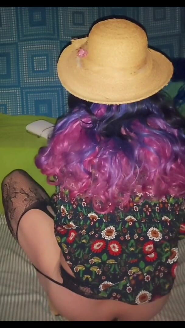 Lizzaali: La mia signora sofisticata gioca con un dildo cavalcando sborra