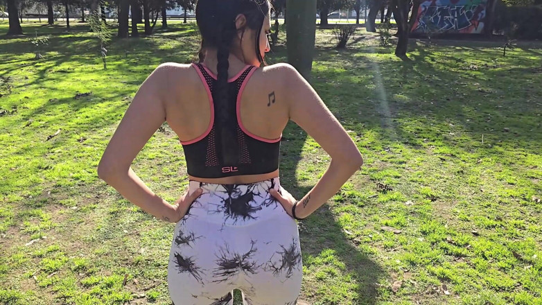 Tunenitovergon: Alumna Atrevida Recibio Un Enorme Creampie Despues Del Entrenamiento