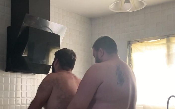 Ksanchez1203: Зустріч з Compadre eljodedor31 на кухні