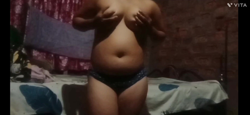 Momib45: Garota sexy e gostosa