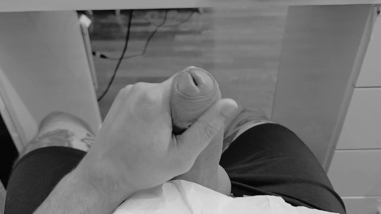 Lkdick8: Vuoi bere il mio latte?