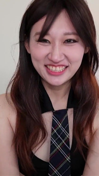 Tímida de olhos verdes, asiática universitária Chloe Lin viciada em pau enorme
