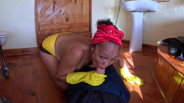 Twisted Nymphs: Twisted Nimphs - Cock Cleaner - Część 1