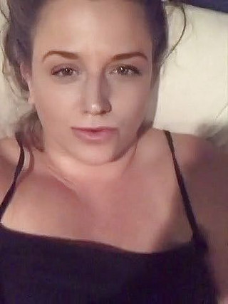 Dripping Wet Productions: Tření klitorisu, dokud se tvrdě neudělám