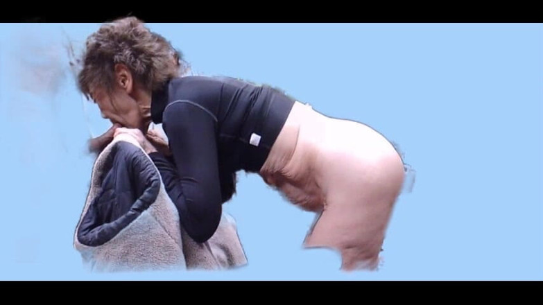 Cock Sucking Granny: 80 वर्षीय नानी एक सेक्स वस्तु है
