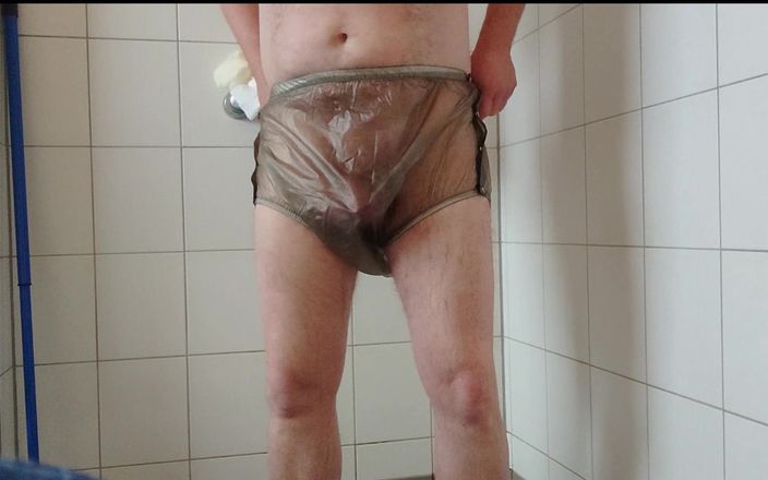 Carmen_Nylonjunge: Naylonjunge inkontinans testi 2, idrar