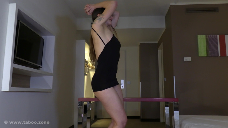 PeeFetish: Sert olduğunu biliyorum!