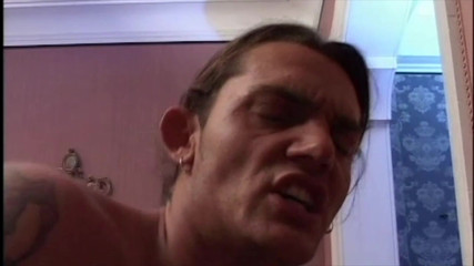 Inhonorof porn: Nejprve Pro Ně Tančí a Pak Ji Ošukají V DP...