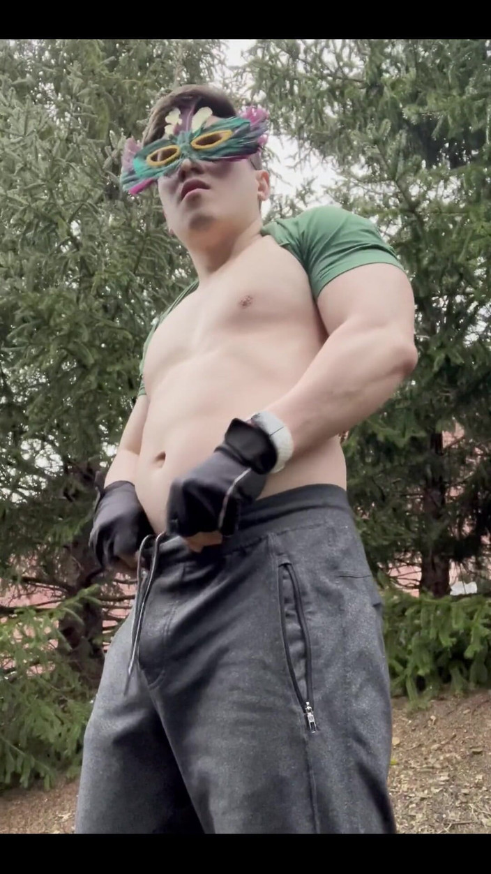 barenakedboy: на публике