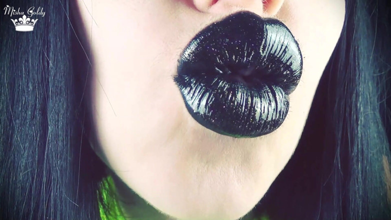Goddess Misha Goldy: Kisses from black shiny lips ASMR JOI