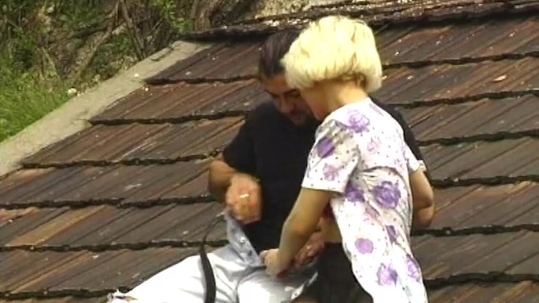 My German Amateurs: Blonde Amatur Mengambil zakar di atas bumjang luar