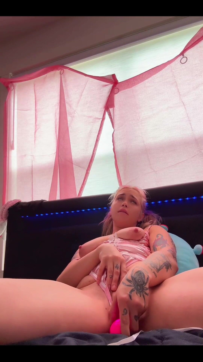 MimiBrooke: Watch Me Cum