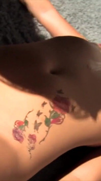 Cecilia + Suree - jeux sexuels de domination lesbienne