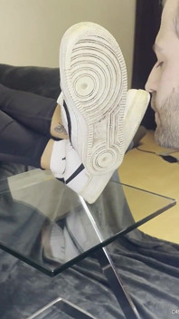 Dirty White Sneaker Worship - Valeria Night (part 1)